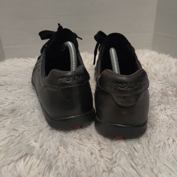 Prada leather sneaker sz 9 - Picture 4 of 11
